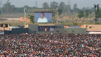 Prem Rawat / Maharaji - Message of Peace to More than 1.7 Million Indian Villagers